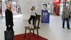 Prostorová instalace.