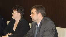 Inspekto�i �OI Leona Nejezchlebová (vlevo) a Michal Pavlica.