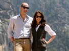 Princ William se svou manelkou Kate na výlapu ke kláteru Tygra v Bhútánu....