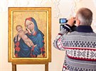 Pam�tk��i uk�zali poprv� Zlatokorunskou madonu ve st�edu. N�v�t�vn�ci kl�tera...