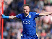 JAMIE VARDY M PRTY. Kanonr Leicesteru poslal svj tm do veden v utkn se...