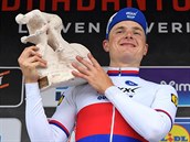 Petr Vako s trofej pro vtze zvodu Brabantsk p