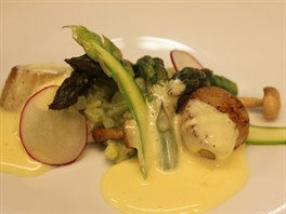 Ch�est s mu�lemi sv. Jakuba a holandskou om��kou podle Luk�e �elechovsk�ho