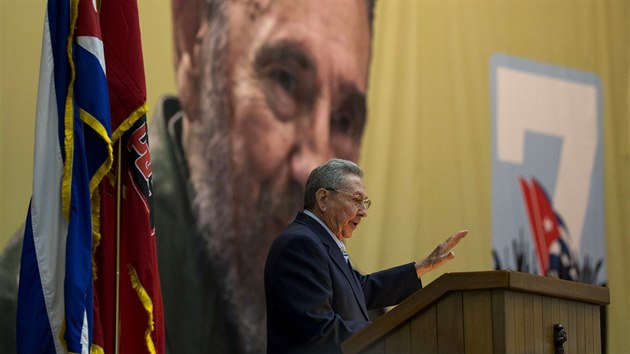 Komunistick sjezd rozhodl. Kubnsk prezident Ral Castro (na fotce) zstane v ele strany. (19. dubna 2016)