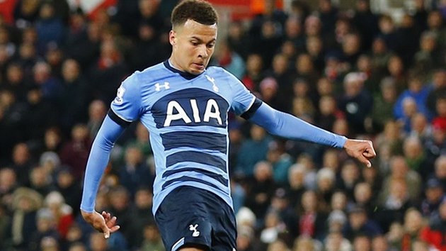 Zlonk Tottenhamu Dele Alli dostal skvlou pihrvku od Christiana Eriksena a stl druh gl do st Stoke.