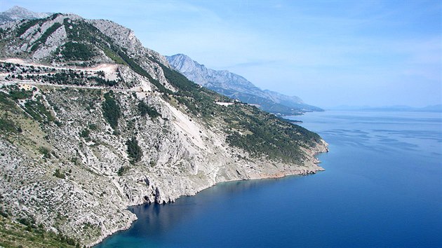 V Chorvatsku se na pobe najdou mimodn scenrie (oblast Makarska).