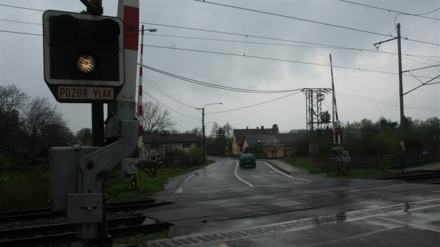 Pejezd v Polance nad Odrou. Podle nkterch nen bezpen kvli nedalek autobusov zastvce.