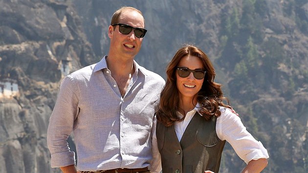 Princ William a jeho manželka Kate na návštěvě bhútánského kláštera Tygří hnízdo (15. dubna 2016)