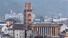 A do podzimu budou hodiny na jablonecké radnici ukazovat neustále nco po pl...