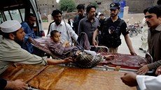 Silné zemtesení postihlo i Pákistán (10. duben 2016)