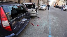 Opilý policejní důstojník na pražských Vinohradech naboural přes padesát...