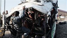 Sebevraedný atentátník se v Dalálábádu odpálil u autobusu s vojenskými...