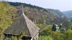 Výhled ze zříceniny hradu Ojców na centrální část národního parku.