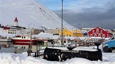 Na lyích na Islandu