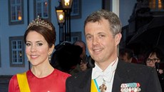 Dánská korunní princezna Mary a korunní princ Frederik (13. dubna 2016)