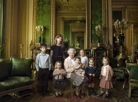 Britská královna Alžběta II. ve čtvrtek 21. dubna 2016  oslavila 90....