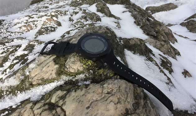 TEST: Hodinky Suunto Ambit 3 Vertical mě v mlze dovedly až na vrchol