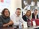 Barbora Strcov (vlevo) na tiskov konferenci ped turnajem J&T Banka Prague...