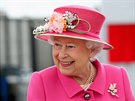 Královna Albta II. u hradu Windsor (20. dubna 2016)