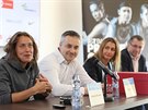 Barbora Strýcová (vlevo) na tiskové konferenci ped turnajem J&T Banka Prague...