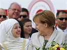 Nmecká kancléka Angela Merkelová v uprchlickém táboe v Turecku (23.4.2016).