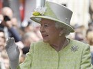 Britská královna Albta II. zdraví obyvatele Windsoru u píleitosti svých 90....