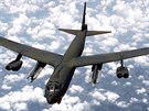 estice AGM-86B pod kídly B-52G, ilustraní foto