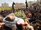 Poheb jedenadvacetiletého palestinského mladíka, kterého zabili izraeltí...