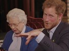 Princ Harry přemluvil královnu Alžbětu II., aby mu pomohla podpořit mezinárodní...