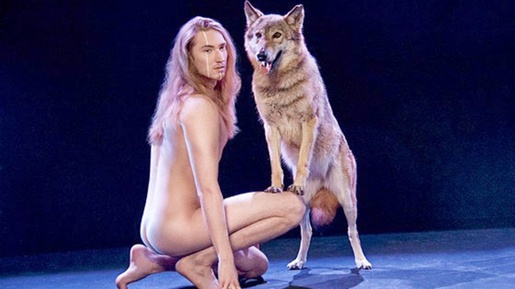 Bělorus Ivan by se rád účastnil Eurovize úplně nahý, aby lépe vystihl, že...