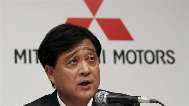 Generln editel automobilky Mitsubishi Osamu Masuko po skandlu s manipulac spoteby paliva oznmil rezignaci.
