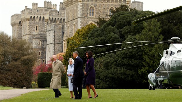 Americk prezident Barack Obama s chot piletli do britskho Windsoru oslavit devadestiny krlovny Albty II. (22. dubna 2016)