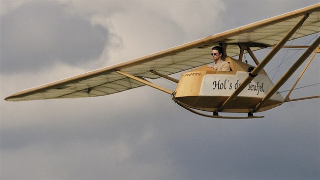 Ji Lenk pilotuje uniktn kluzk.