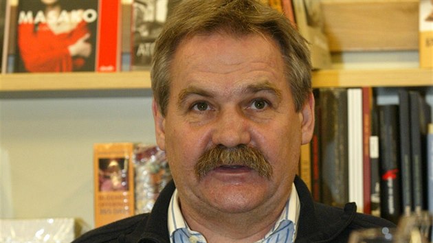 Zlínský spisovatel a soudce Josef  Holcman.