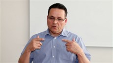�ef �eských rozhod�ích Miroslav Tulinger.