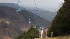 "S ohledem na velmi  chladné a vtrné poasí bylo nutné provést záchranu vech...