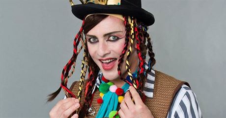 Petr Vondrek jako Boy George