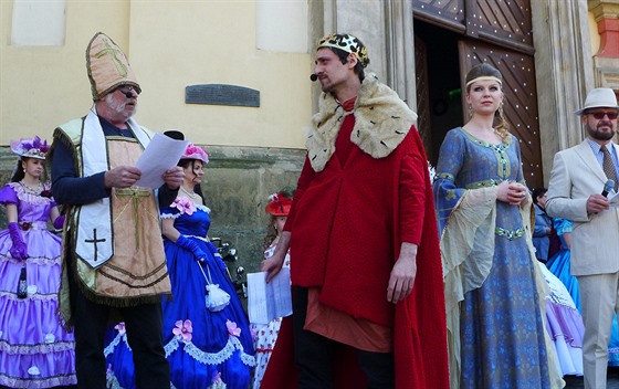 Karel IV. se bhem letoních oslav jeho jubilea objeví urit na více místech i...