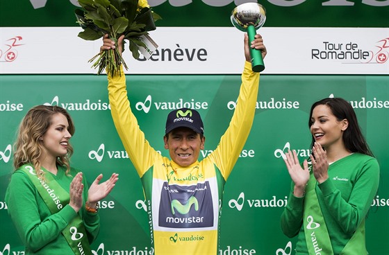 Nairo Quintana slaví vítzství v etapovém závod Kolem Romandie.