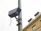 Kamera, kterou pouívala Státní bezpenost, na rohu ulic Libické a Vinohradské.