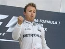 Nico Rosberg slaví v Soi u tvrté vítzství sezony. Vedle nj tetí Kimi...