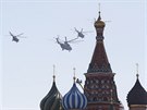 Vrtulníky Mi-26. V ruské metropoli Moskv se letos opt konala slavnostní...