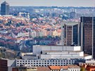 Kongresov centrum Praha (bval Palc kultury) a hotel Corinthia, vlevo v...