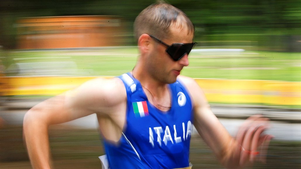 Alex Schwazer na mistrovství světa družstev v chůzi v Římě.