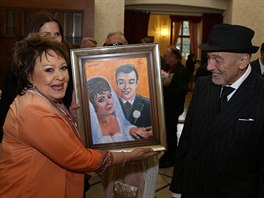 Karel Gott Ji�in� Bohdalové namaloval k narozeninám originální obraz. Na n�m je...