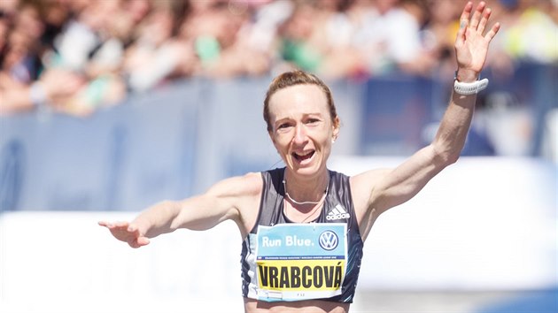 Bkyn Eva Vrabcov-Nvltov splnila na Praskm maratonu limit na olympijsk hry v Riu.