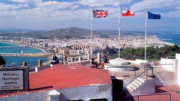Vlajky Britnie, Gibraltaru a EU na Gibraltaru