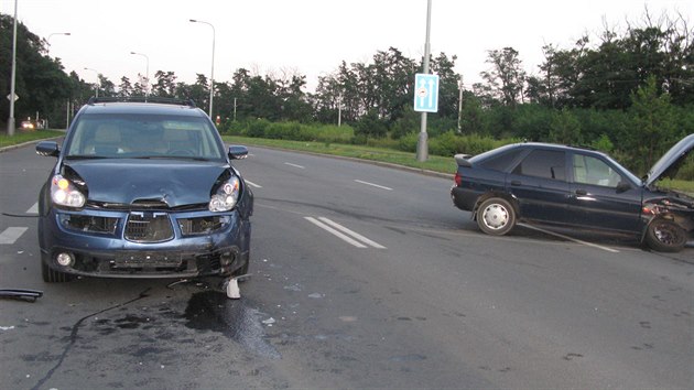 Obvinn podle policie vytvoili rozshlou s, kde ml kad svou roli: kaskadi zmrn bourali do vozidel, jin lid nehody nahlaovali, inkasovali penze.