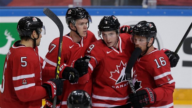 Glov radost hokejist Kanady.