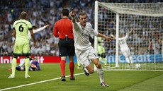 Gareth Bale z Realu Madrid slaví gól v semifinálové odvet Ligy mistr proti...